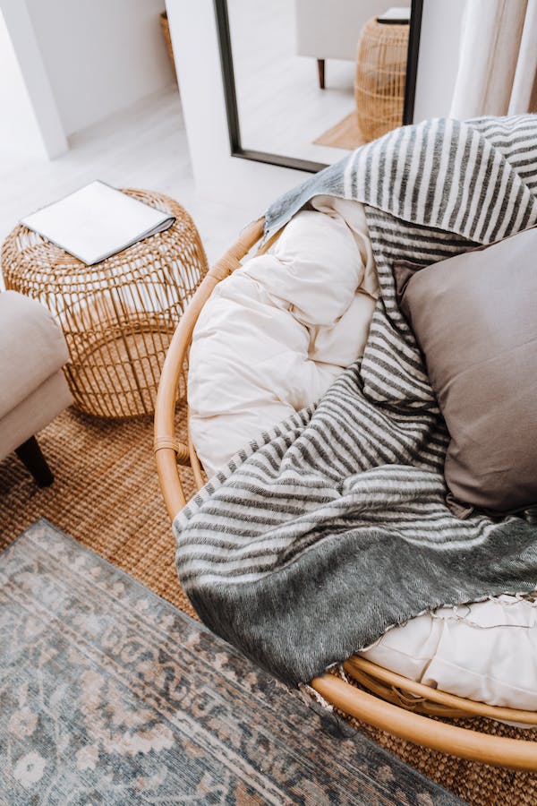 Fall 2022 Cozy Home Textile Trends to look out for