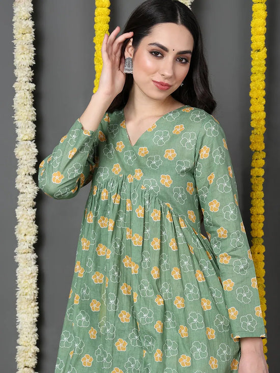 Ahika Women Green Cotton Printed Anarkali Kurta Pant Set-VKSET1505_S