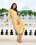 Vaasva Women Yellow Cotton Printed Kurta Pant Set-153VAASSKYLEMON