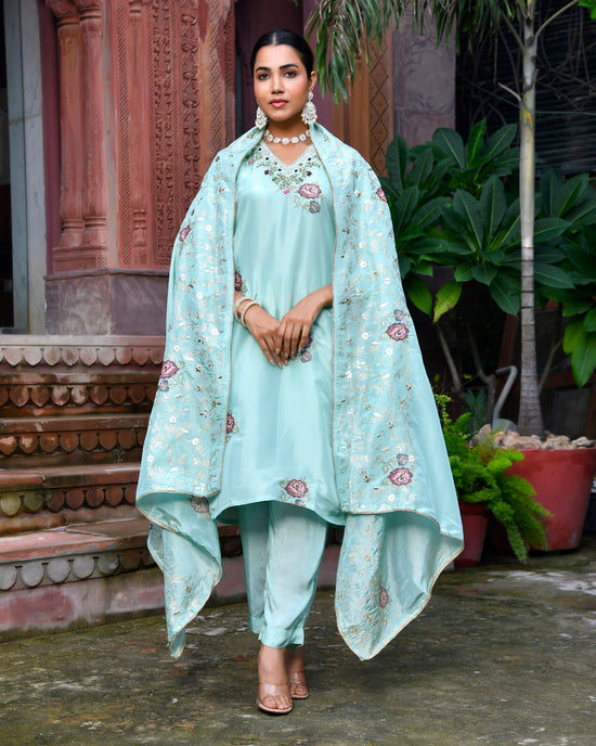 Vaasva Women Tissue Silk Emboidered Suit Set With Solid Pant & Solid Embroidered Dupatta-166VAASSKY