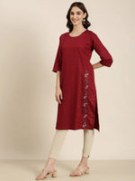 Women Maroon Solid Straight Kurta-DF-1555-Maroon