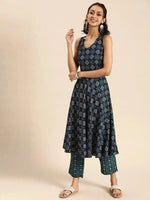 Deep back tie up kurta palazzo in Navy