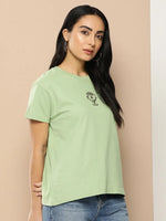 Difference of Opinion Green Graphic Boxy Regular T-shirt