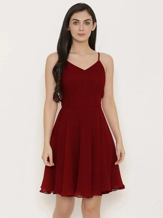 Back knot short skater Dress in Maroon