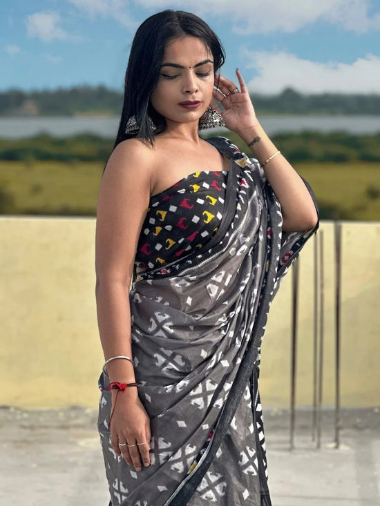 Saree Mall Women's Cotton Grey Printed Designer Saree With Blouse Piece-MINAXI1306