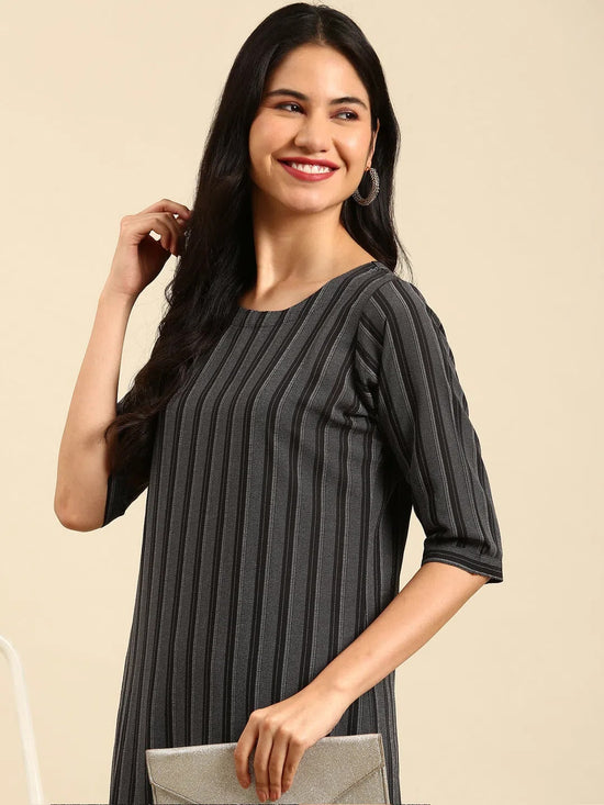 Women's Black Solid Kurta Set-SKC-844-Black