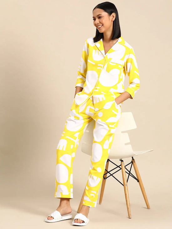 Shirt Pyjama nightwear set in Yellow Print