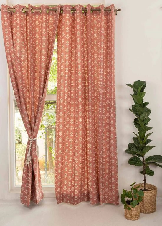 Dahlia 100% cotton floral curtain for living room - Room darkening - Rust - Pack of 1-230423015