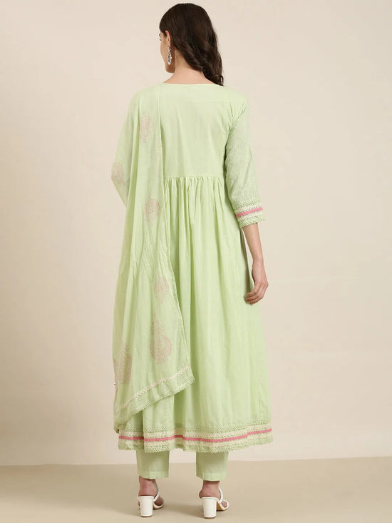 Women Green Floral Kurta Set-RF-002-Green