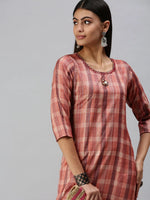 Women's Rust Checked Straight Kurta-SKC3175-Rust