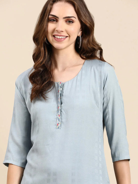 Women's Blue Solid Straight Kurta-DF-1546-Blue