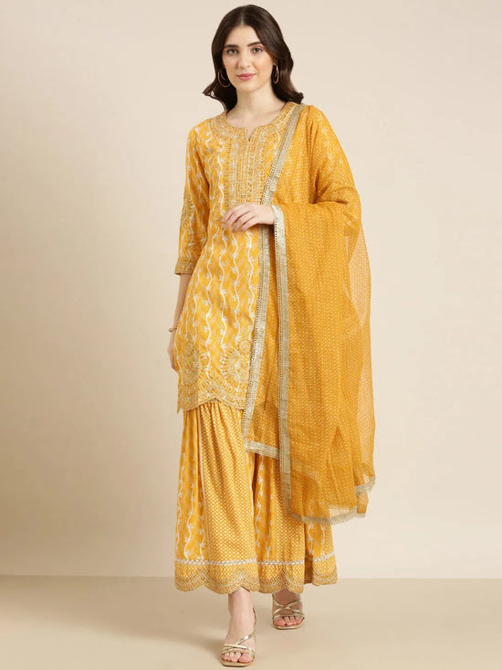 Women Mustard Geometrical Kurta Set-GW-3222-Mustard