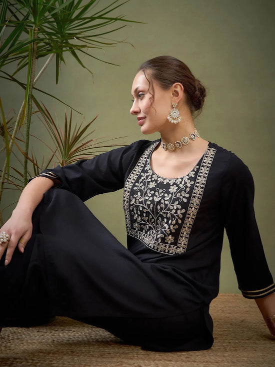 Women Black Zari Embroidered Kurta with Pants