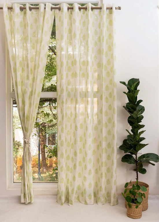 Floating Ferns 100% Sheer floral curtain for Living room & bedroom - Light filtering - Green - Pack of 1-230423029