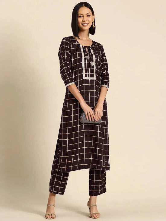 Kurta Pyajama with gota work in Brown Checks Print