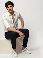 Men White Solid Casual Casual Shirts-TAVANTAPLAIN-5532-White