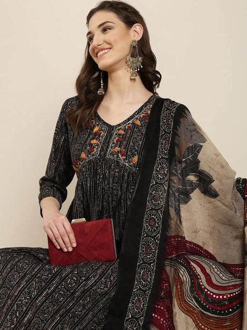 Women Black Printed Kurta Set-FS-3034-Black