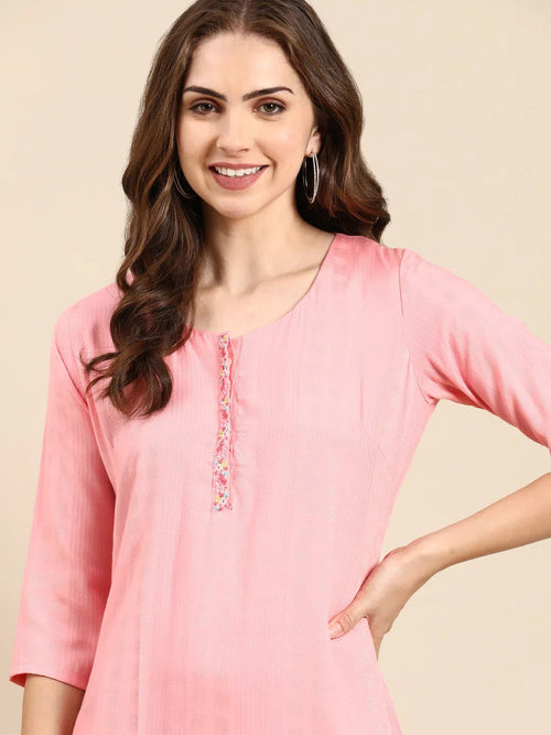 Women's Pink Solid Straight Kurta-DF-1546-Pink