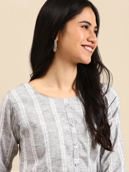 Women's Grey Solid Straight Kurta-SKC-789-Grey