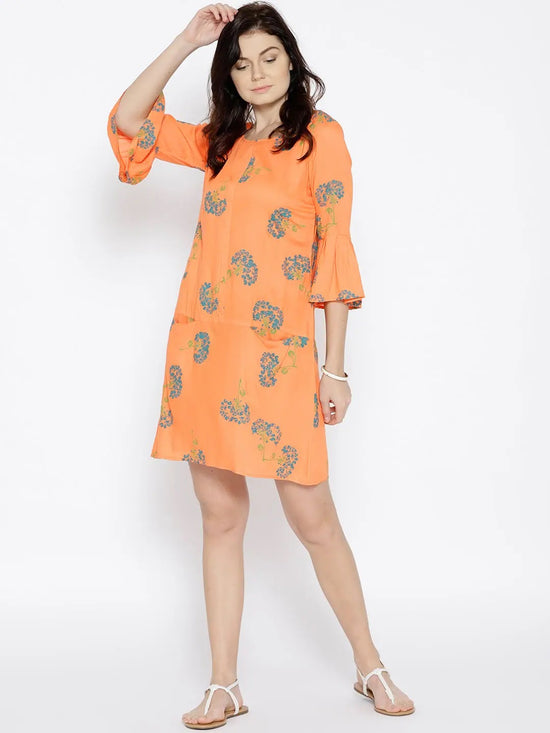 Bell sleeve Printed dress with front pockets in Peach