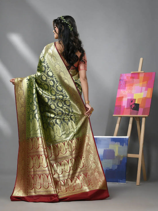 Hunter Green Silk Banarasi Saree With Zari Woven Floral And Paisley Designs-MA52BSL441050007