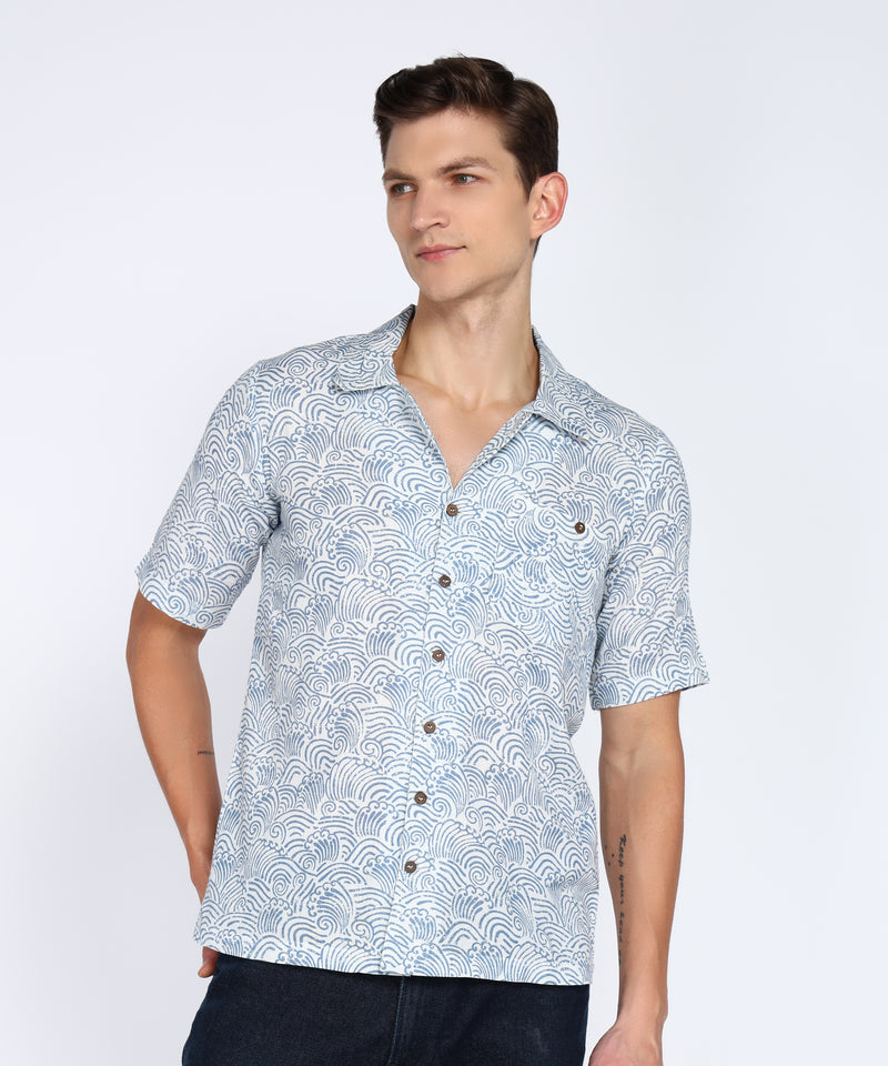 Men's Cotton Flex Adventure-Ready Short Sleeve Shirt with Waves Print
