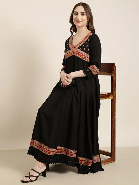 Women Anarkali Black Embellished Kurta-GW-4160-Black