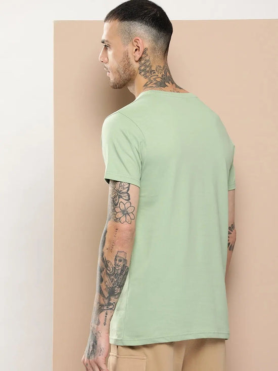 Difference Of Opinion Men's Green Plain T-Shirt