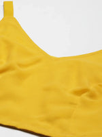 Shrug with crop top and skirt in Yellow