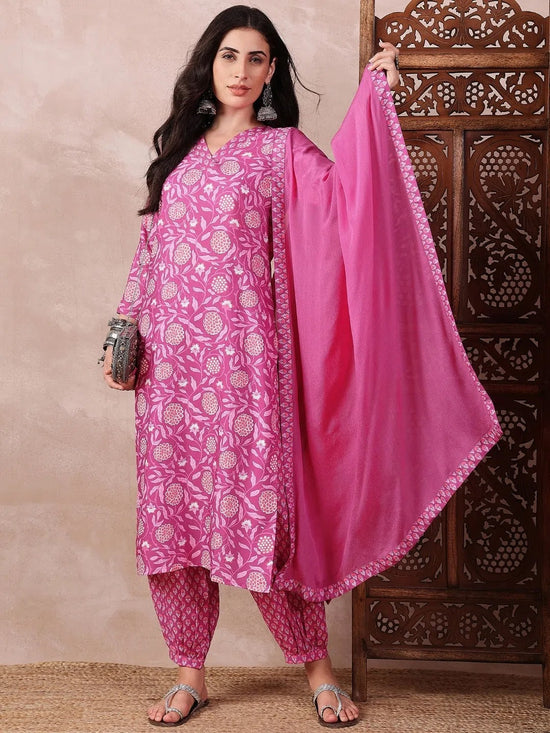 Ahika Women Pink Rayon Blend Floral Printed Straight Kurta Salwar With Dupatta-VKSKD2244