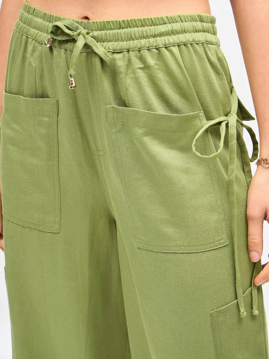 Women Olive Twill Front Zip Corset Top With Cargo Pants