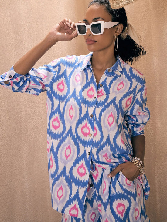 Women Blue & White Ikat Shirt With Side Pocket Pants