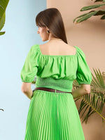 Women Green Puff Sleeves Smocked Crop Top