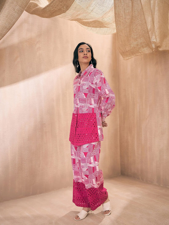 Women Fuchsia Abstract Schiffli Shirt With Wide Pants