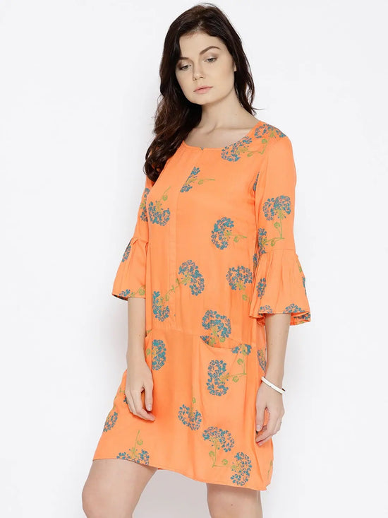 Bell sleeve Printed dress with front pockets in Peach