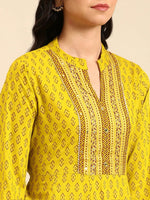 Women's Lime Green Embroidered Straight Kurta-HO-902-Limegreen