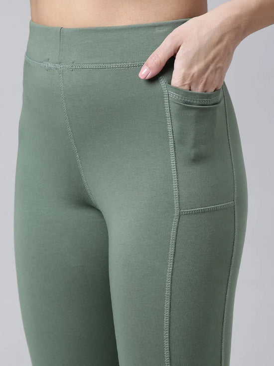 Women Solid Slim Fit Green Track Pant-AF-1894-Green