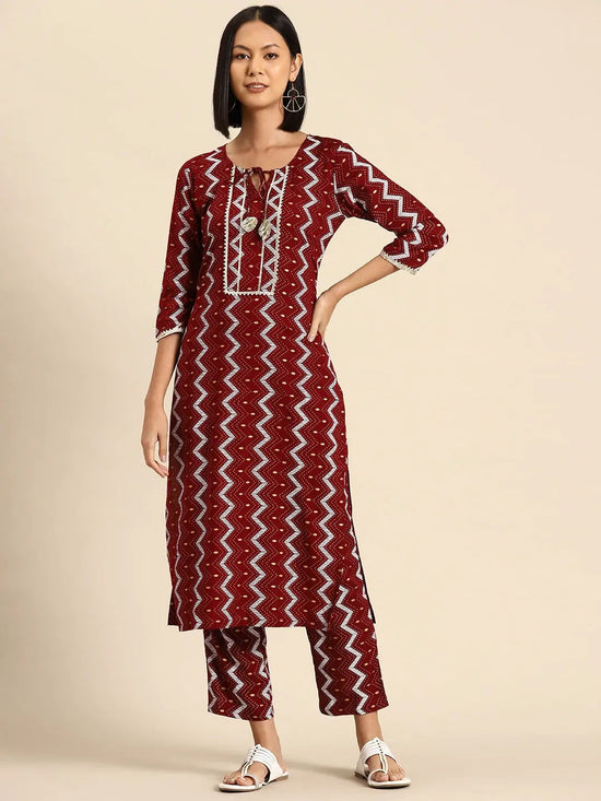 Kurta Pyajama with gota work in Maroon Print