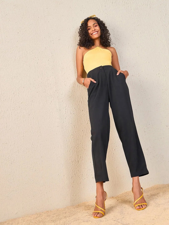 Women Black Back Flap Pocket Tapered Pants