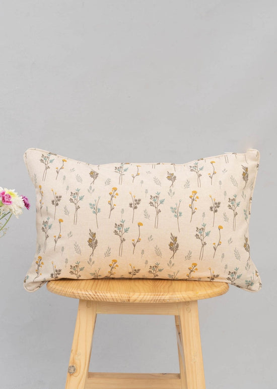 Blooming Meadows 100% cotton floral cushion cover for sofa - Beige-230458006