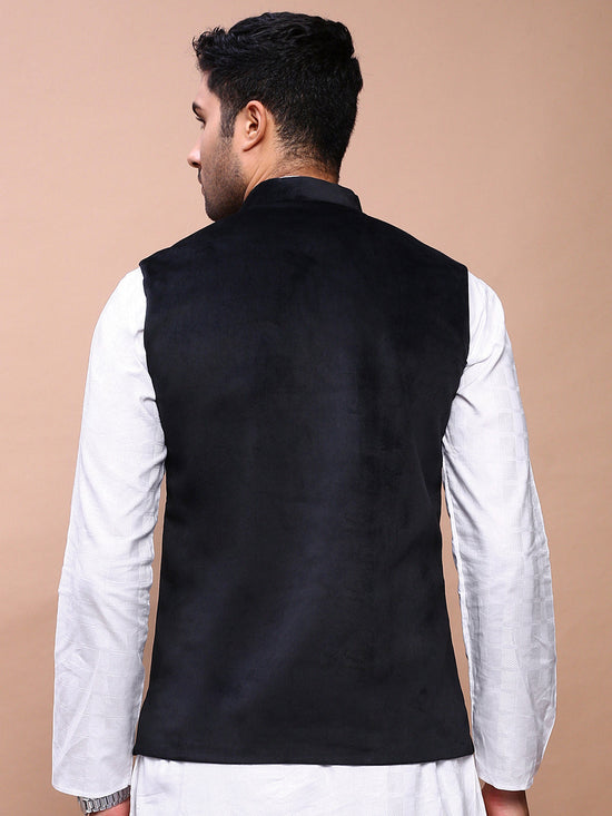 Men Solid Black Slim Fit Nehru Jacket-AK-Velvet-1-Black