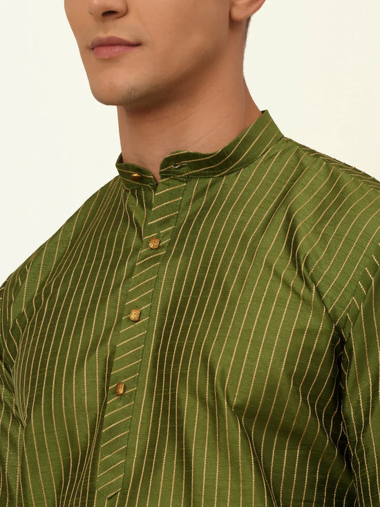 Men Olive Green Embroidered Design Kurtas-KO-666Olive