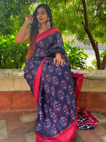 Saree Mall Women's Cotton Navy Blue Printed Designer Saree With Blouse Piece-MINAXI1402