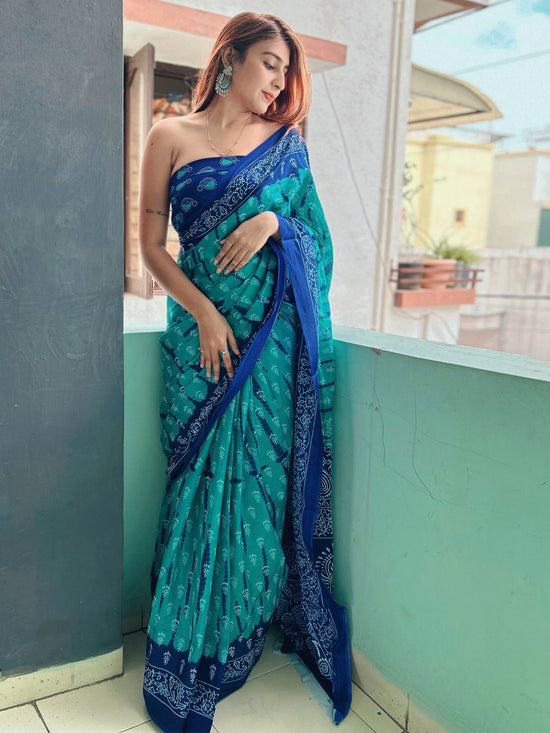 Saree Mall Women's Cotton Blue Printed Designer Saree With Blouse Piece-MINAXI1501