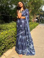 Saree Mall Women's Cotton Navy Blue Printed Designer Saree With Blouse Piece-MINAXI5701