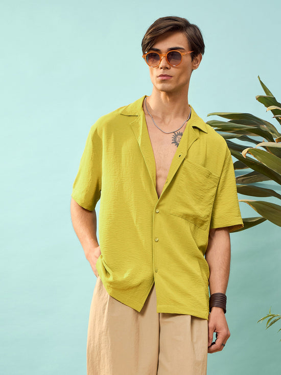 Men Green Short Sleeve Relax Fit Shirt