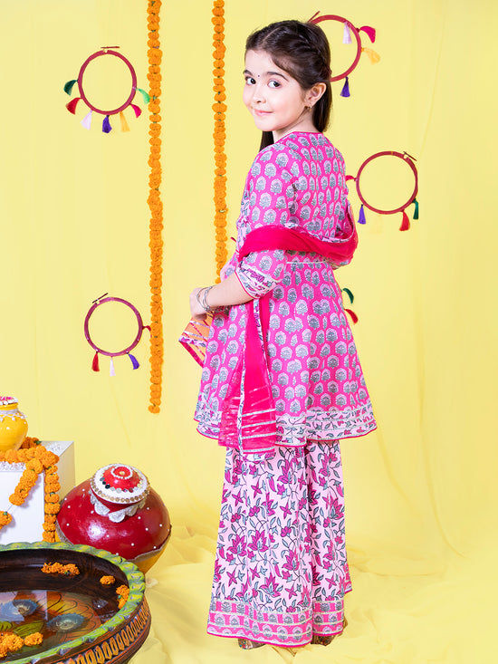 Girls Ethnic Motifs Printed Gotta Patti Kurta & Sharara with Dupatta Set