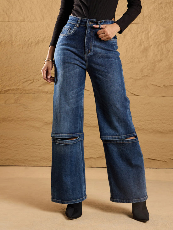 Women Blue Wash Knee Slit Straight Fit Jeans-SFJEAN0568