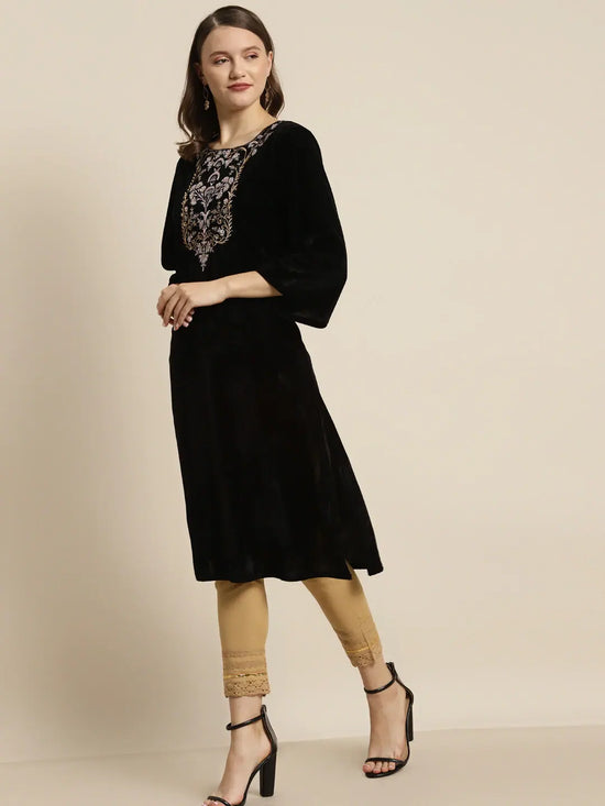 Womens Black Zari Floral Embroidery Velvet Kurta