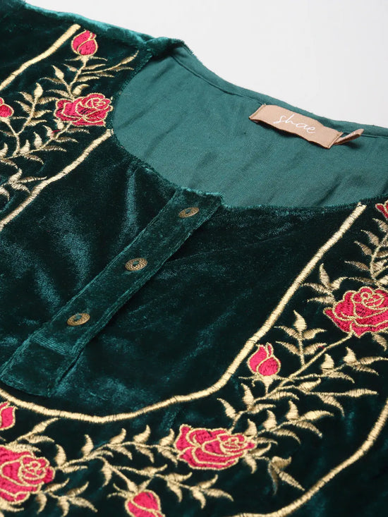 Teal Velvet Floral Embroidery Straight Kurta